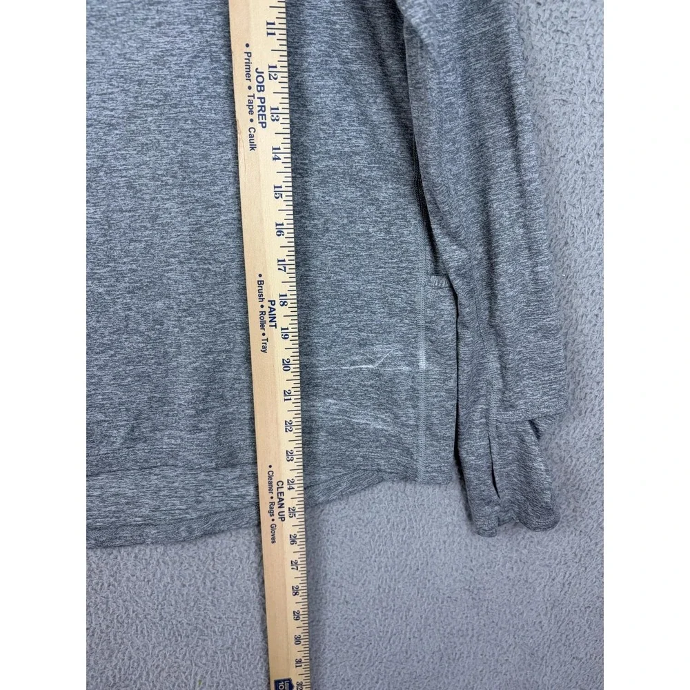 Nike Running Shirt Mens Medium Gray Dri-FIT Long Sleeve Athletic Tee Top Mens